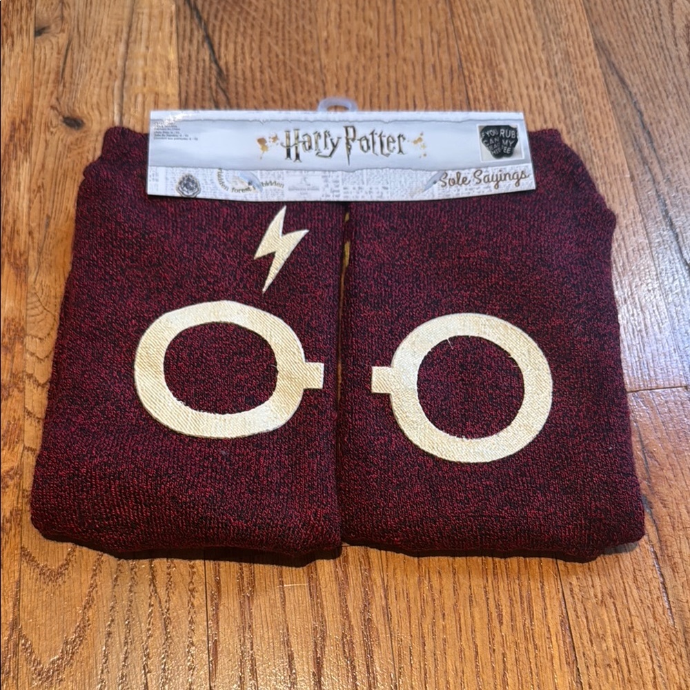 Harry Potter Gryffindor gripper socks shoe size 4-10